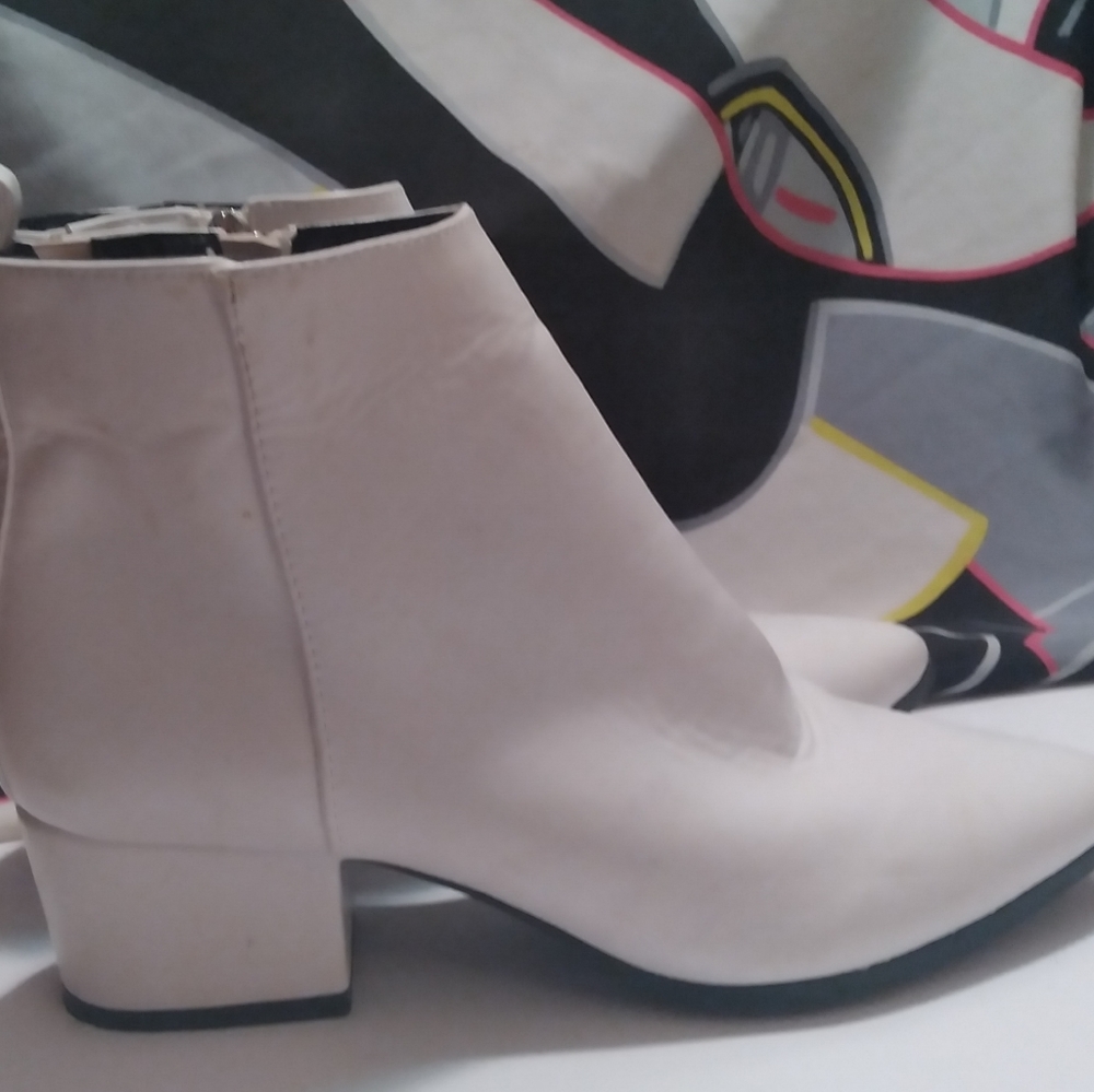 Booties - Picture 3 of 4